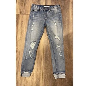 KanCan Cropped Jeans